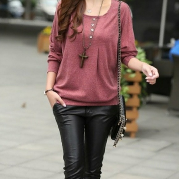 finejo Tops - Long sleeve, side button, light rust top